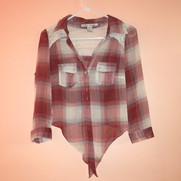 Size S Red and White Plaid Top with Crochet Back - Picture 1 of 4